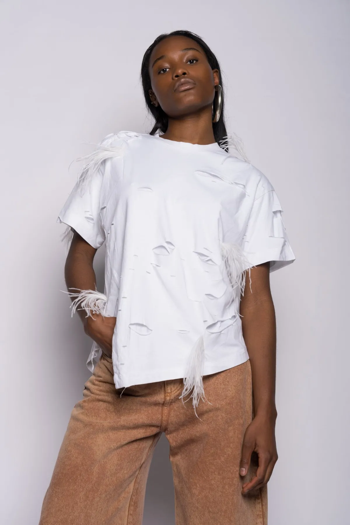 Women Marques ' Almeida LINED DISTRESSED T-SHIRT WITH FEATHERS